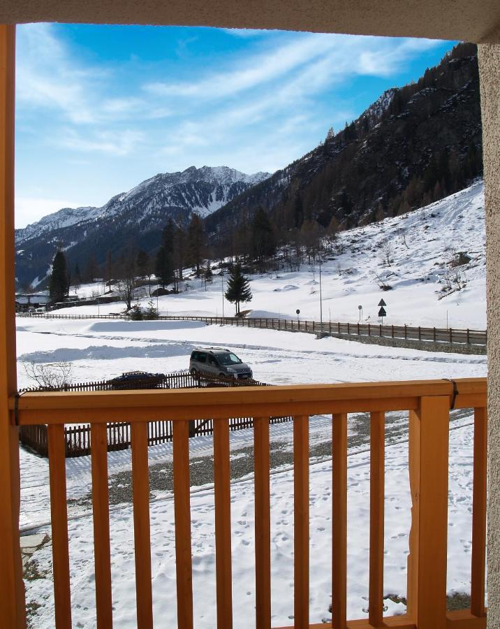 Bed and Breakfast Dresalwoald Gressoney-Saint-Jean Exterior foto
